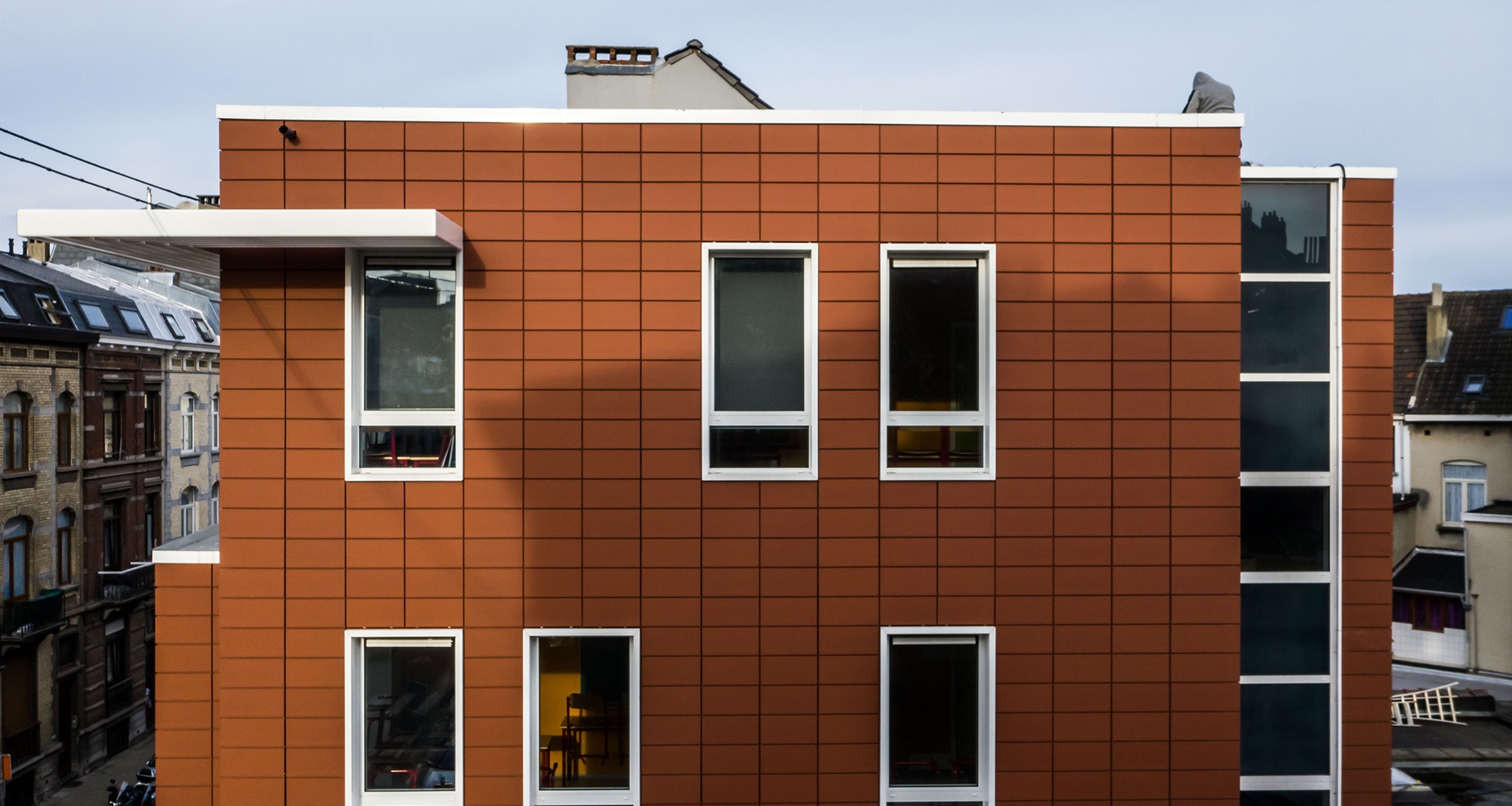 Bardages façades en terre cuite + crepis Bruxelles
