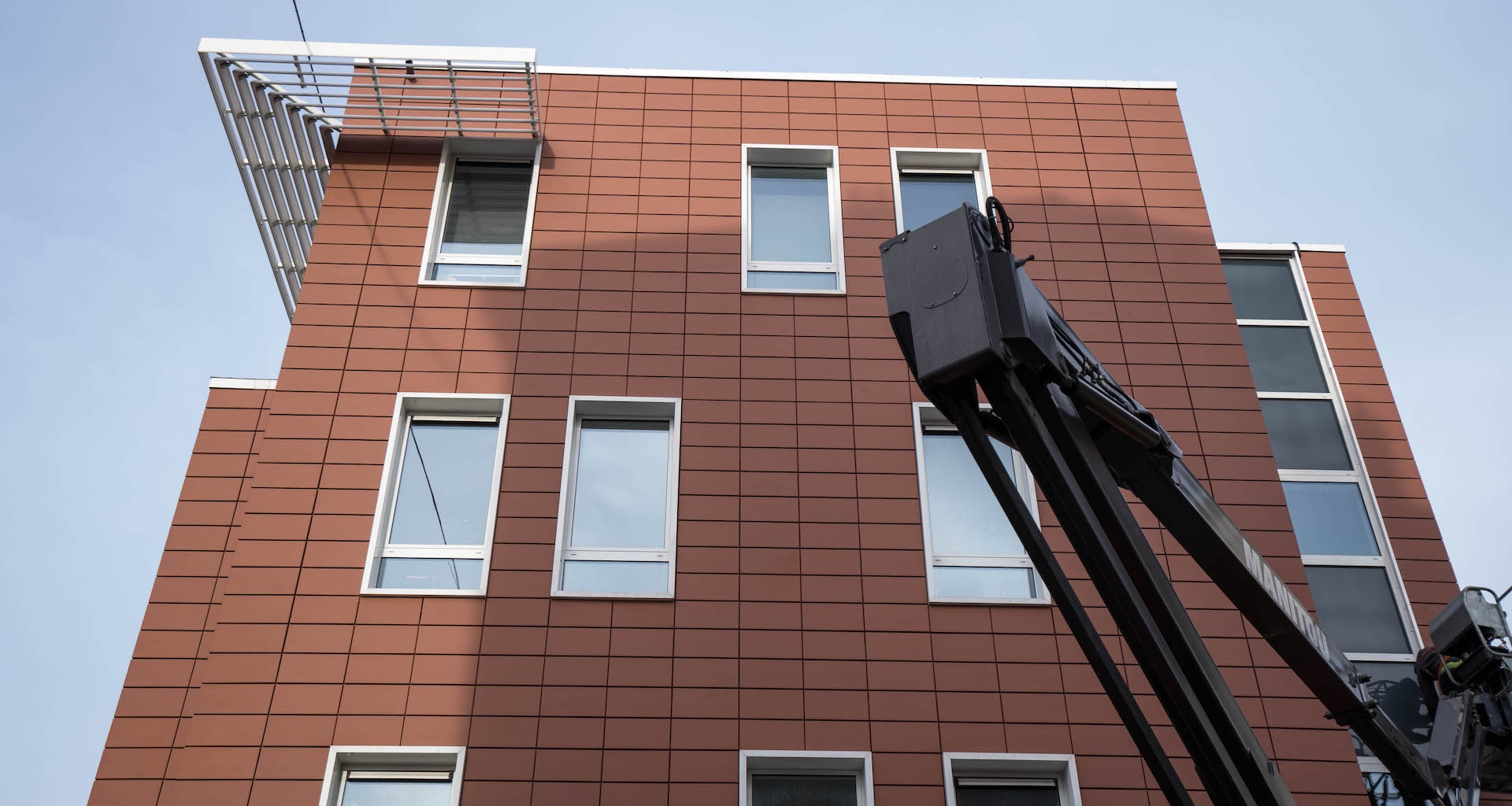 Bardages façades en terre cuite + crepis Bruxelles