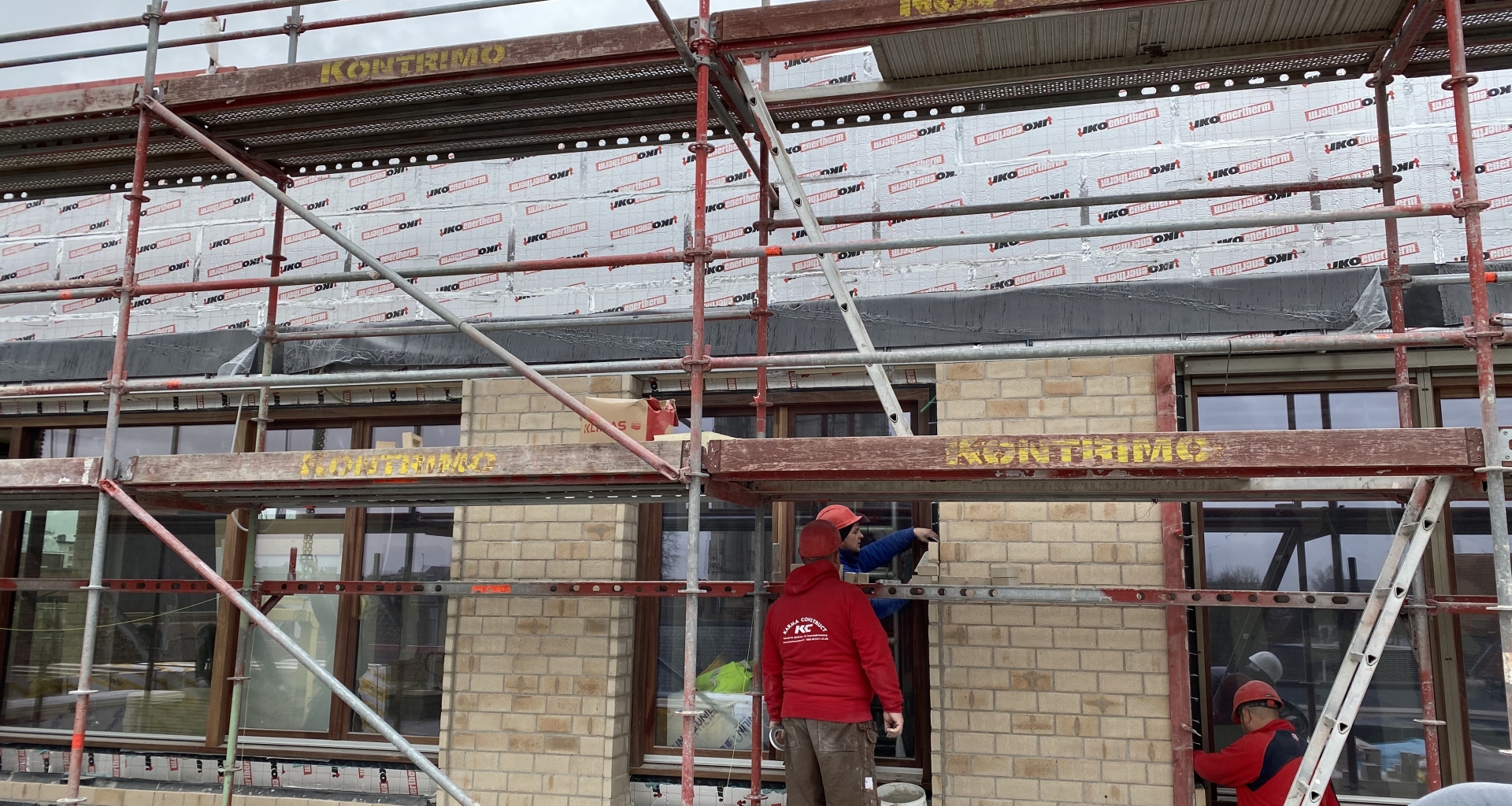 Travaux de brique facade